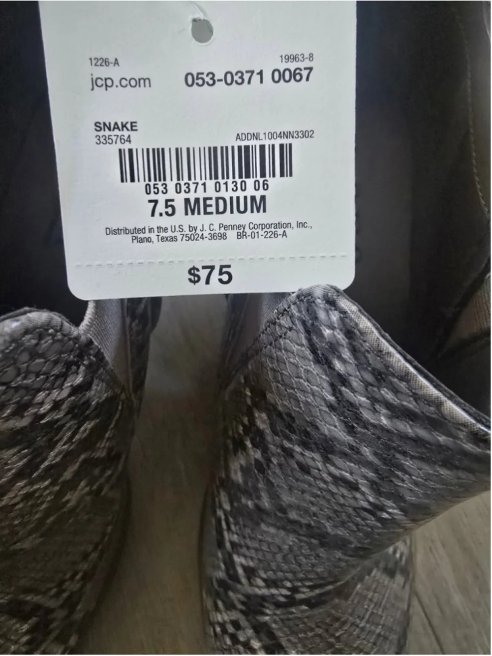 Women's a.n.a Snake Print Ankle Boots Grey Black Size 7.5 NWT